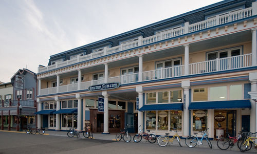 Bicycle Street Inn And Suites Mackinac Island Buitenkant foto